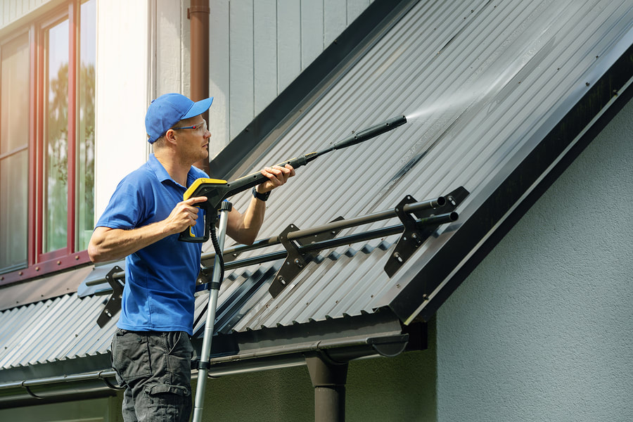 Roof Cleaning Services in Gladstone OR