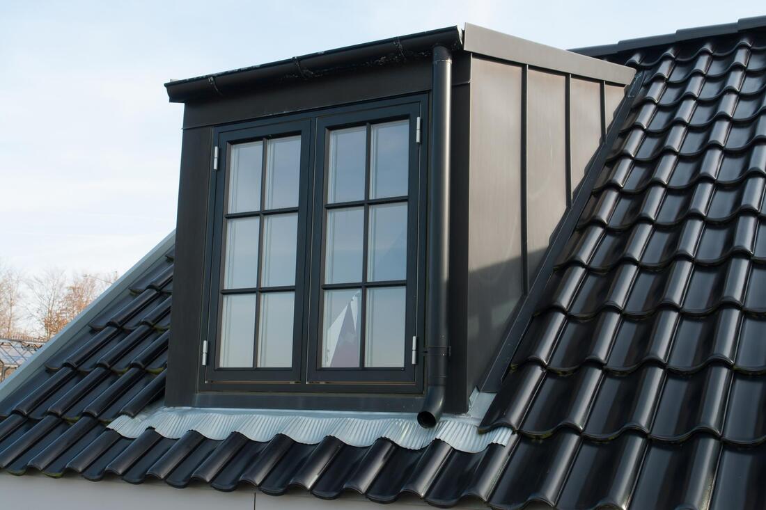 roof with attic window